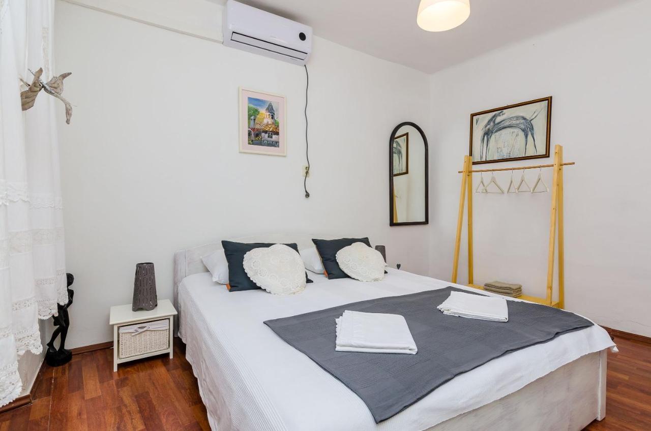 Old Town Budget Apartment Dubrovnik Exterior foto