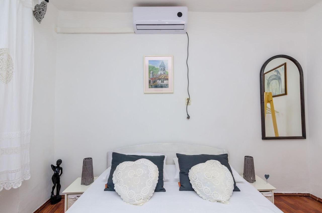Old Town Budget Apartment Dubrovnik Exterior foto